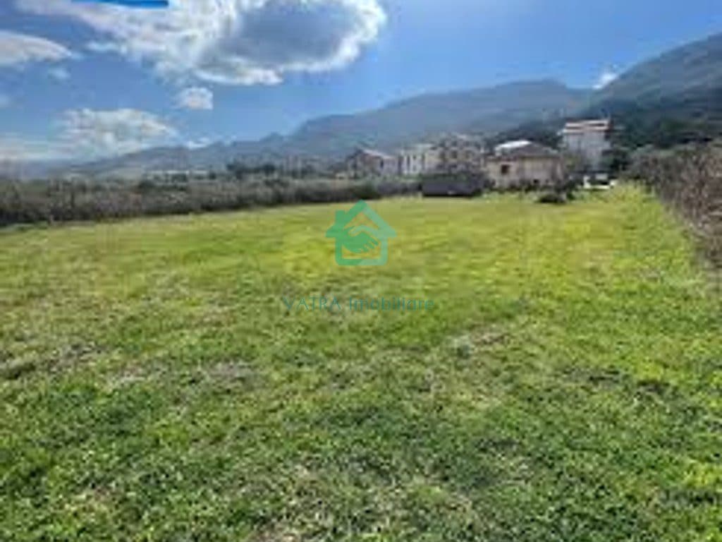 Tokë për Shitje në Bërzhitë, Tiranë - 370,000€ | 1000 m²