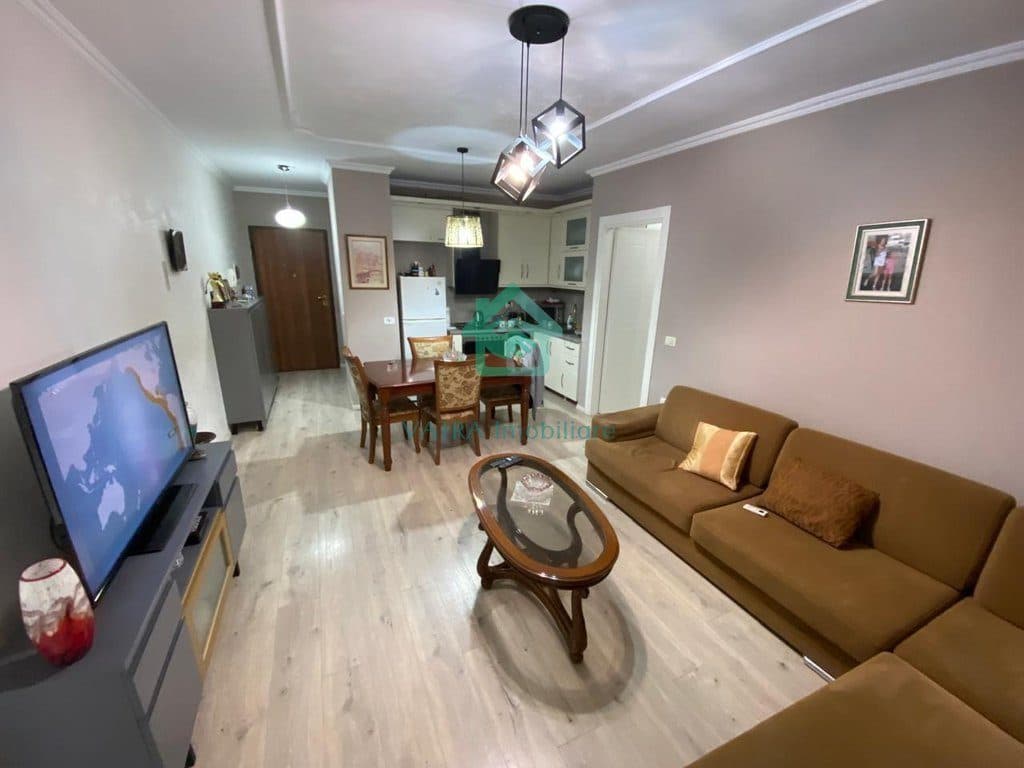Apartament 1+1 Me Qira në Yzberish, Tiranë - 300€ | 72 m² 3