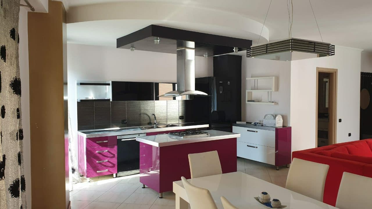 Apartament 2+1+2 Me Qira tek Rr.Panorama pranë Hipotekës, Tiranë - 700€ | 2-kati 2