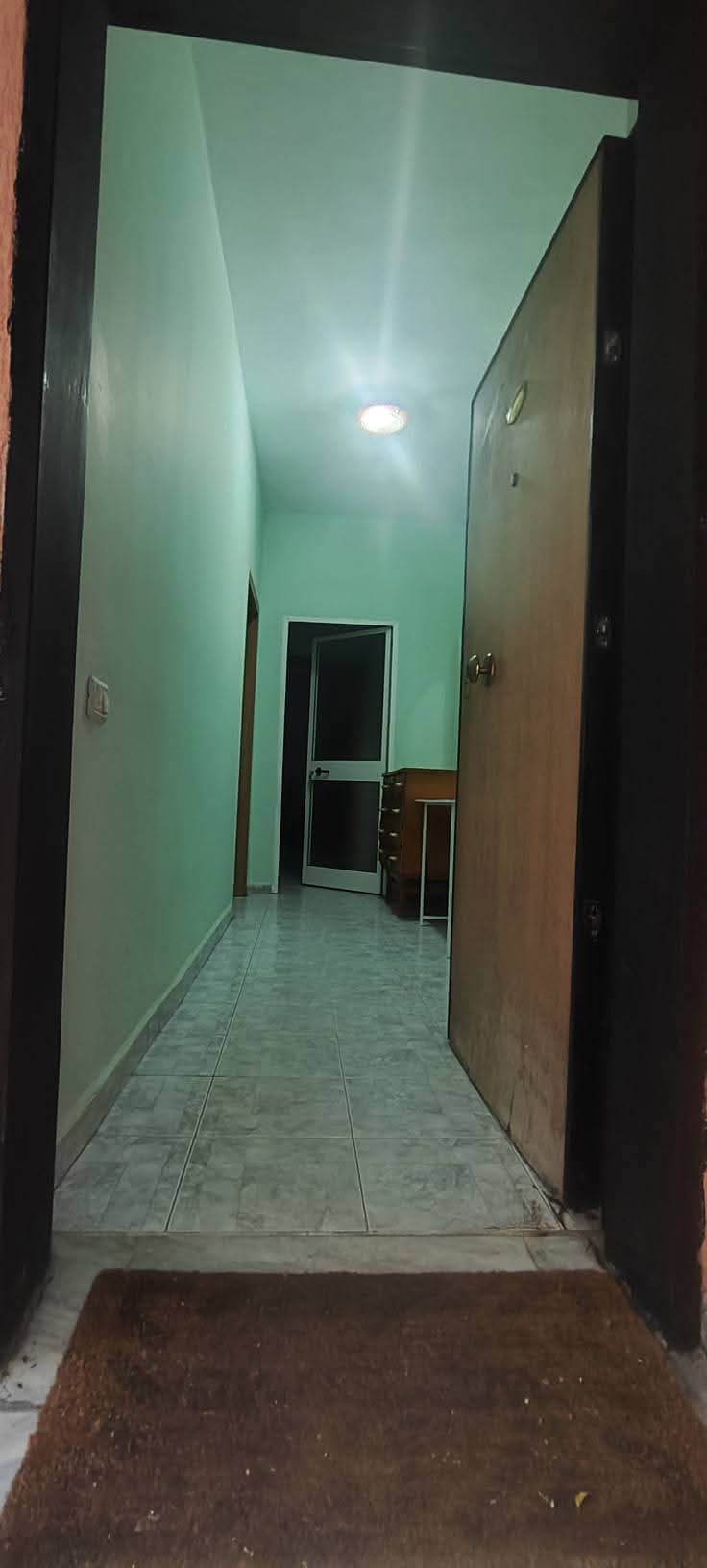 🏡35.000lek/muaj - Jepet me qera garsoniere në Komunën e Parisit (pranë KESH-it) 4