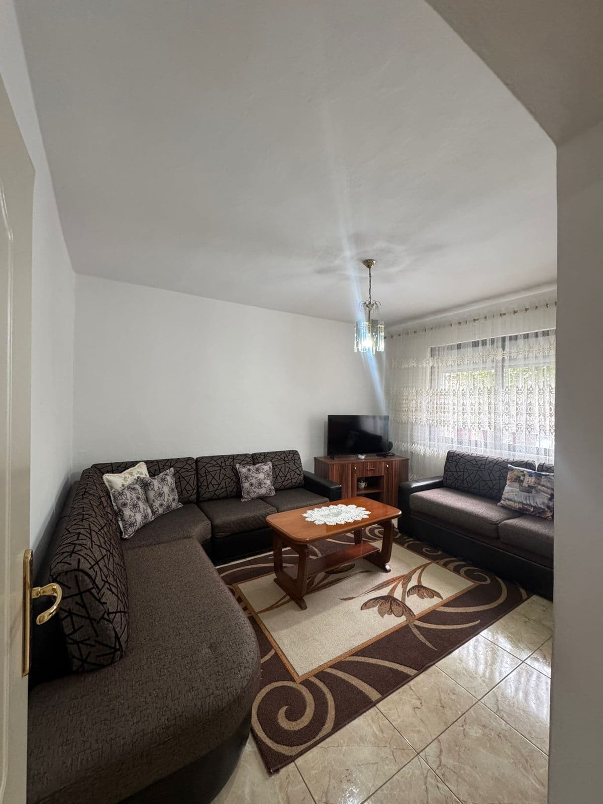 Apartament 3+1 në shitje në Ali Demi, Tiranë - 16.000.000 Lekë| 90 m² 3
