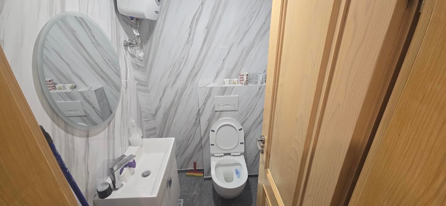 Dyqan duplex i përshtatur për zyrë Për Shitje në Farkë, Tiranë - 55,000€ | 34 m² 4