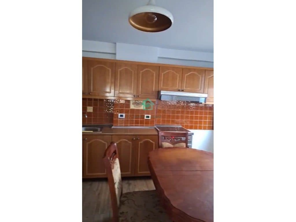 Vilë 2+1 (kati i 3) Me Qira në Vilat Selitë, Tiranë - 50.000lekë/muaj 2