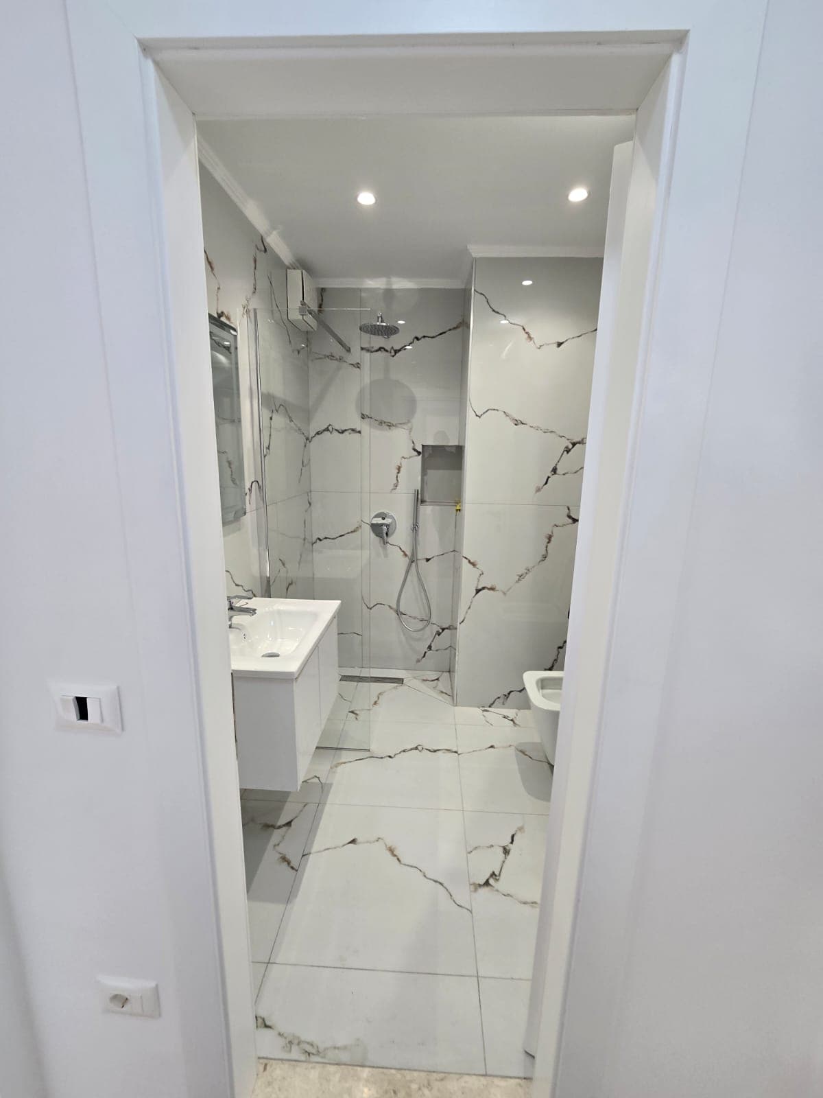 Apartament 1+1 Për Shitje në Ali Demi, Tiranë - 108000€ | 52 m² 4