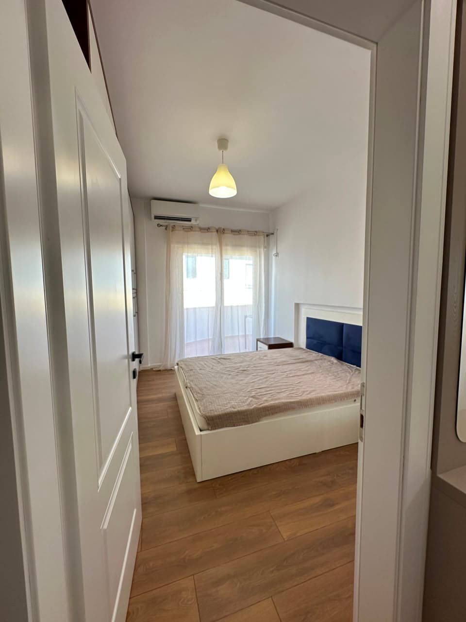 Apartament 2+1 Me Qira në Kopshtin Botanik Zoologjik, Tiranë – 90.000 Lekë/muaj | 95 m² 4