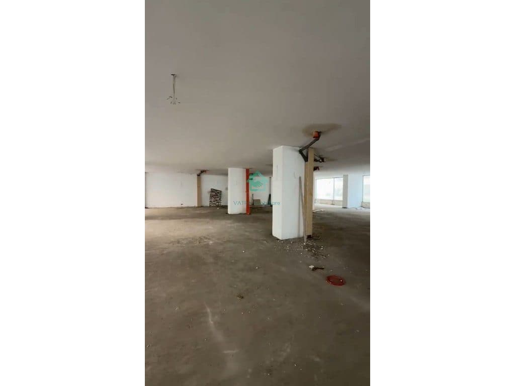 Njësi Biznesi në Shitje në Astir, Tiranë - 684,000€ | 570 m² 3