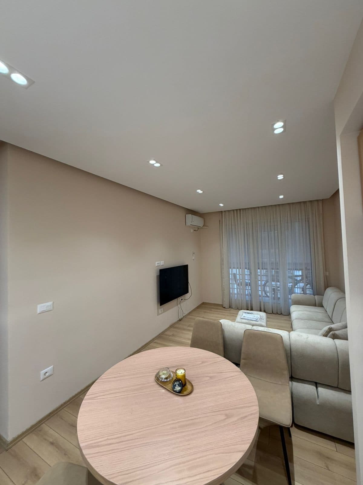 Apartament 2+1 Me Qira në Vizion Plus, Tiranë - 900€ | 94 m² 3