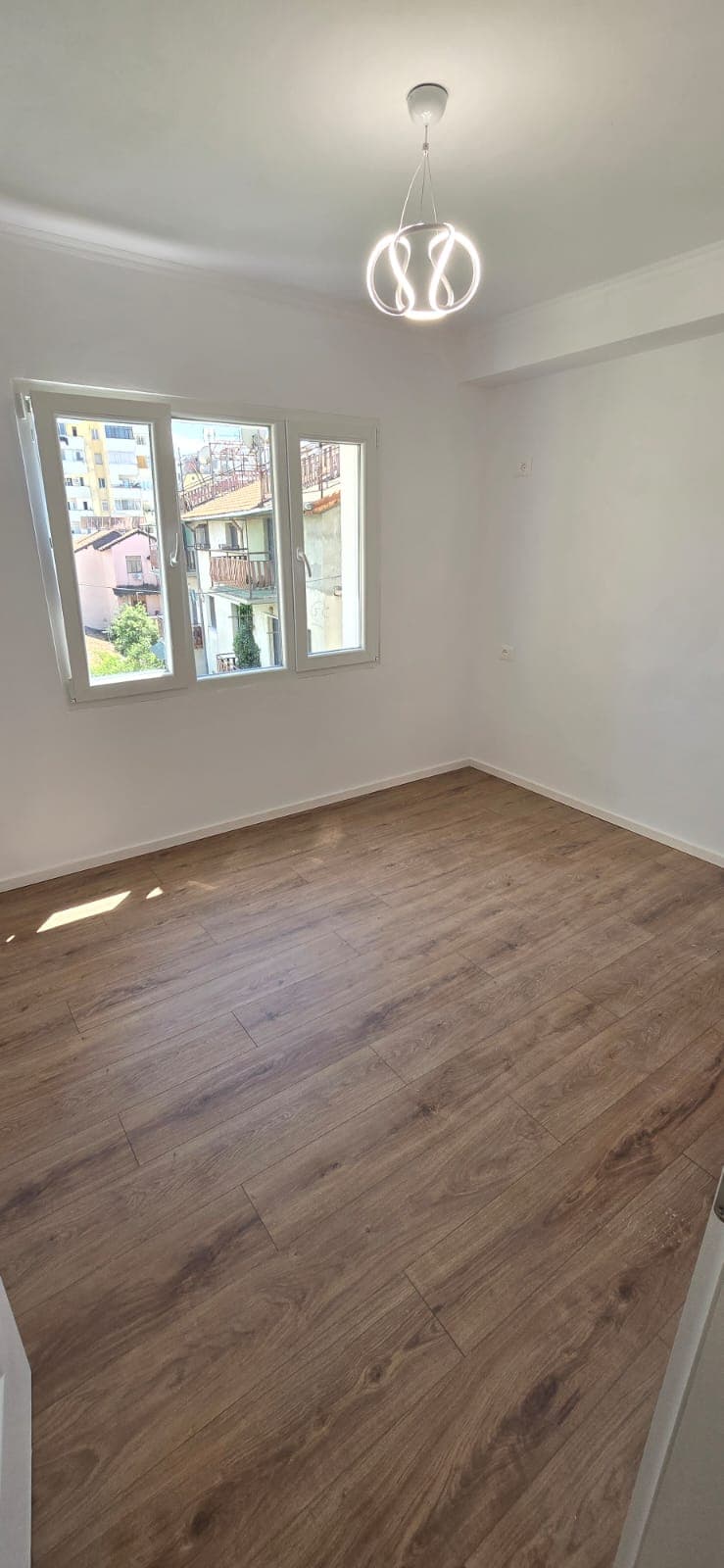 Apartament 2+1 Për Shitje në 21 Dhjetori, Tiranë - 169,000€ | 64 m² 3
