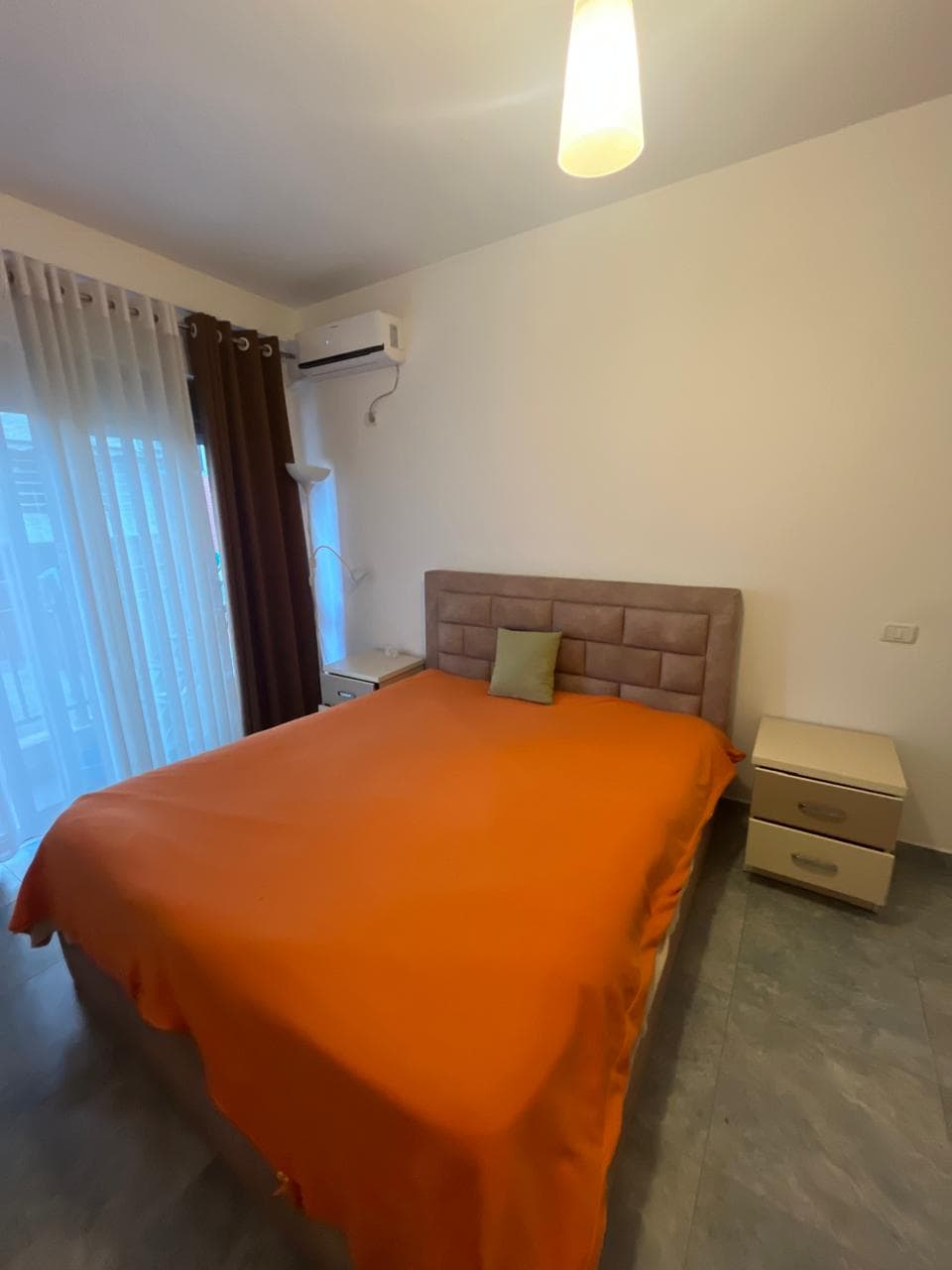 🏡 Shitet Apartament 1+1 – Liqeni i Thatë, Tiranë | Rruga e Dibranëve 4