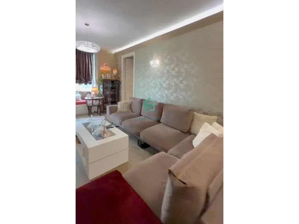 Apartament 2+1+2 Për Shitje White Tower tek Komuna e Parisit, Tiranë - 329,000€ | 122 m² 3