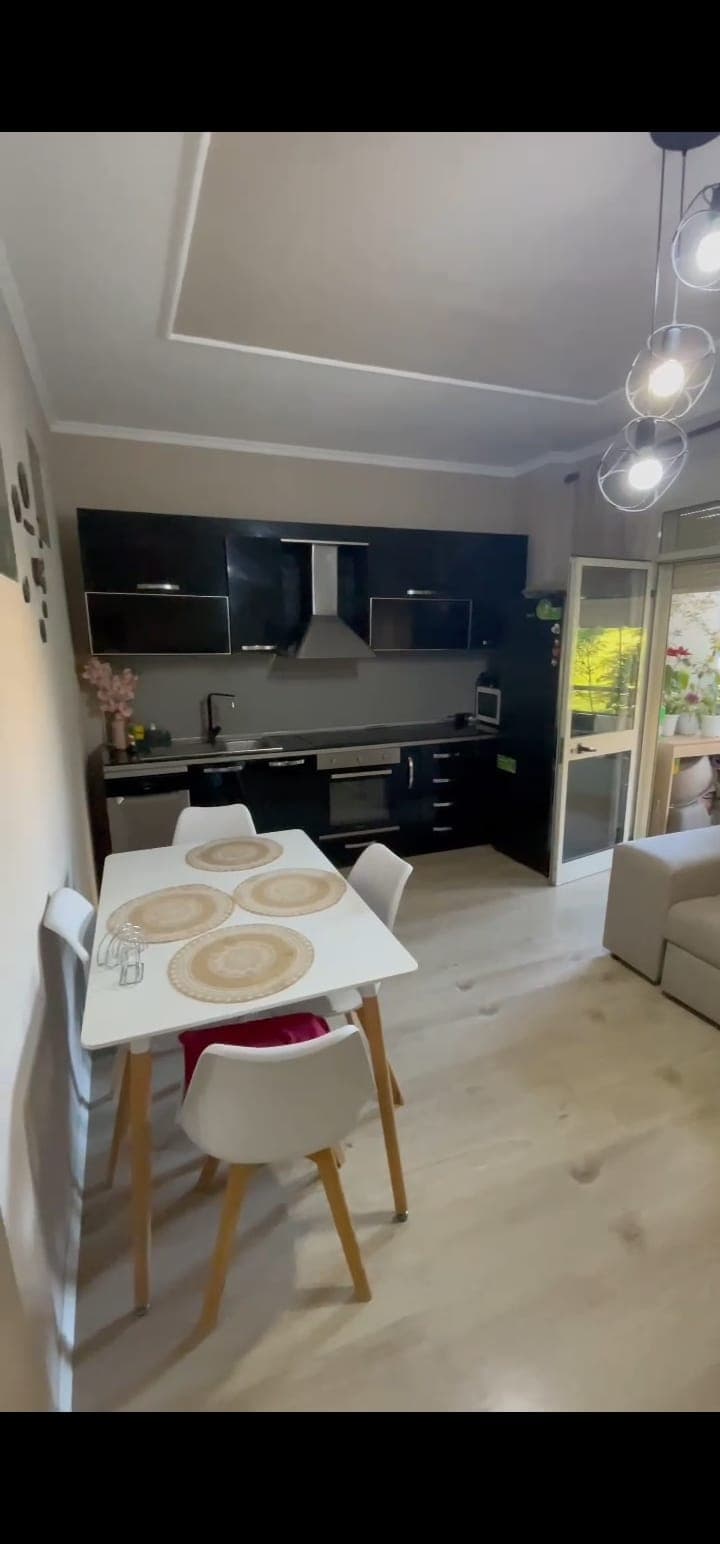 Apartament 3+1 për Shitje në Kodra e Diellit, Tiranë - 150000€ | 78m² 2