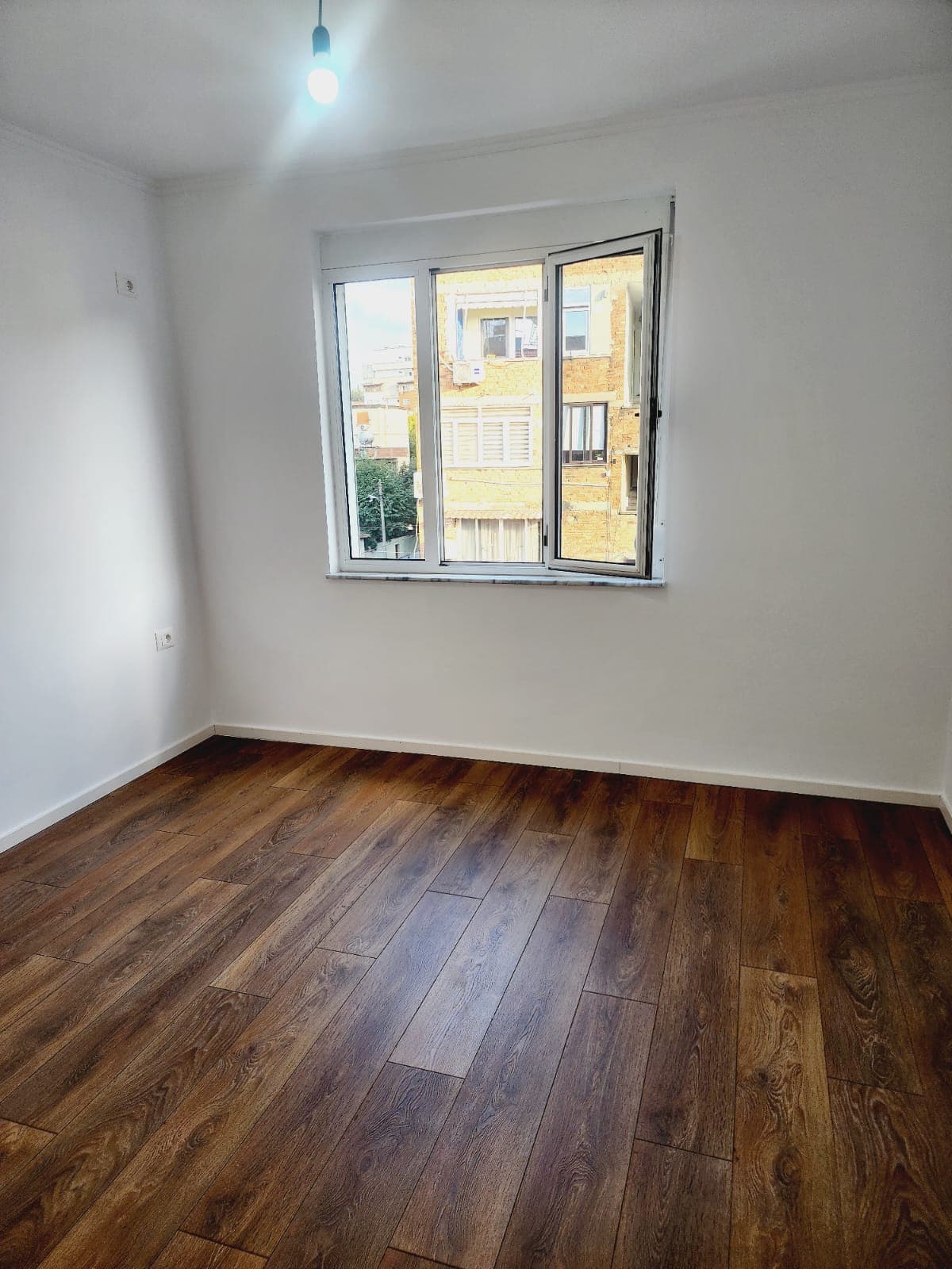 Apartament 2+1 në shitje në Ali Demi, Tiranë - 155,000€ | 77 m² 4