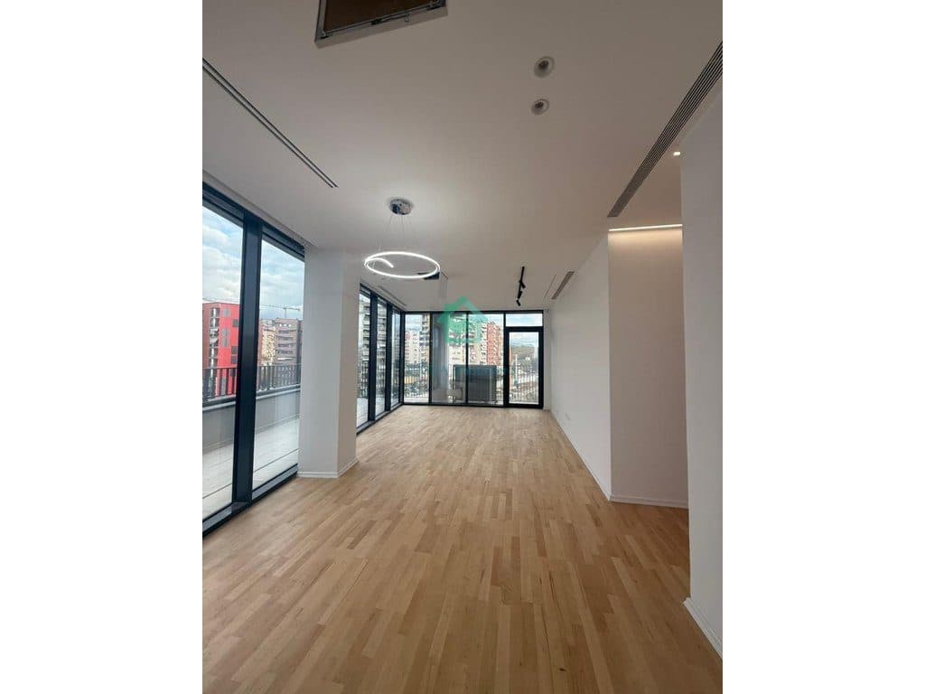 Apartament 2+1+1 Post Parkimi Për Shitje në Rruga e Kosovarëve, Lake View Residence - 486,000€ | 130 m²