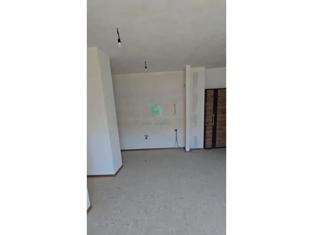 Apartament 2+1 Në Shitje në Rruga 5 Maji, Tiranë - 135,000€ | 96 m² 3