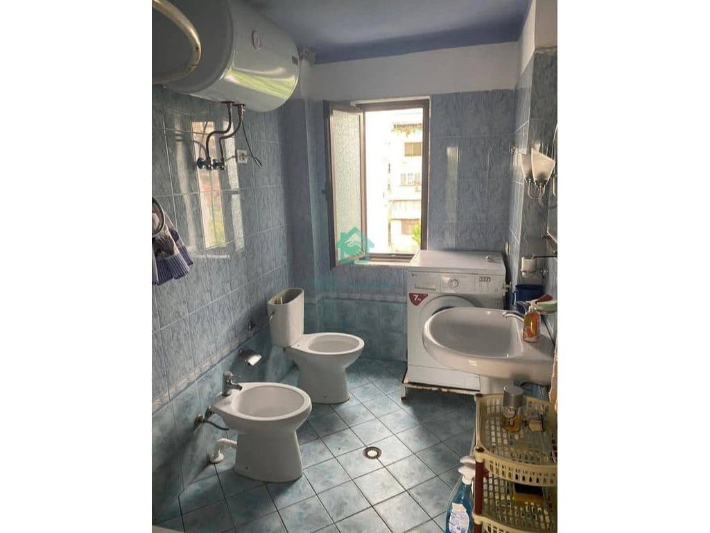 Apartament 1+1 Me Qira në Ali Demi, Tiranë - 38,000 Lekë/muaj 4