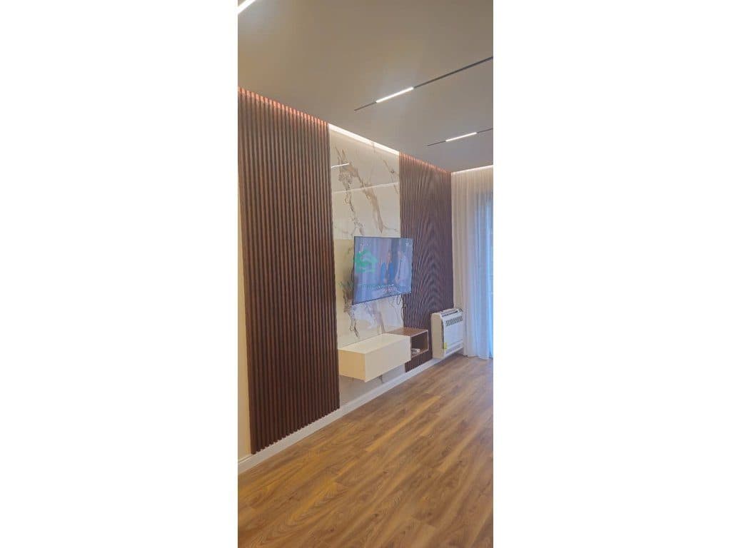 Apartament 1+1 Me Qira në Liqeni i Thatë përbri Radisson, Tiranë - 1100€ 2