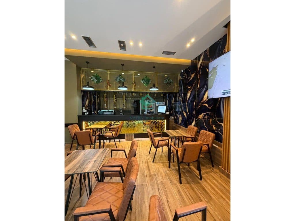 🏢✨ SHITET LOKAL – VILA L, ASTIR ✨ 3
