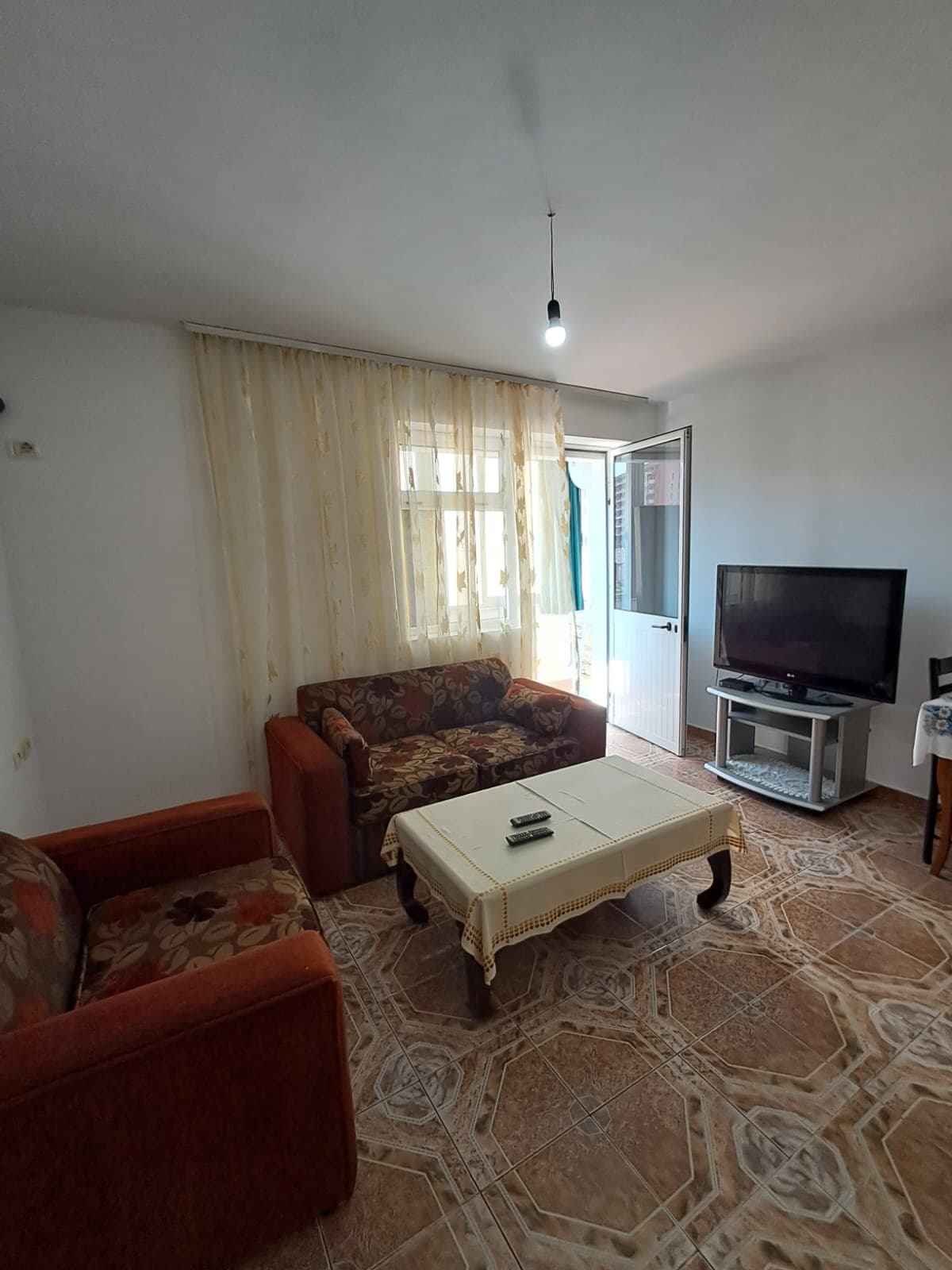 Apartament 1+1 me qira tek Ish stacioni i fundit i Tiranës së Re, Tiranë - 500€ | 56 m²