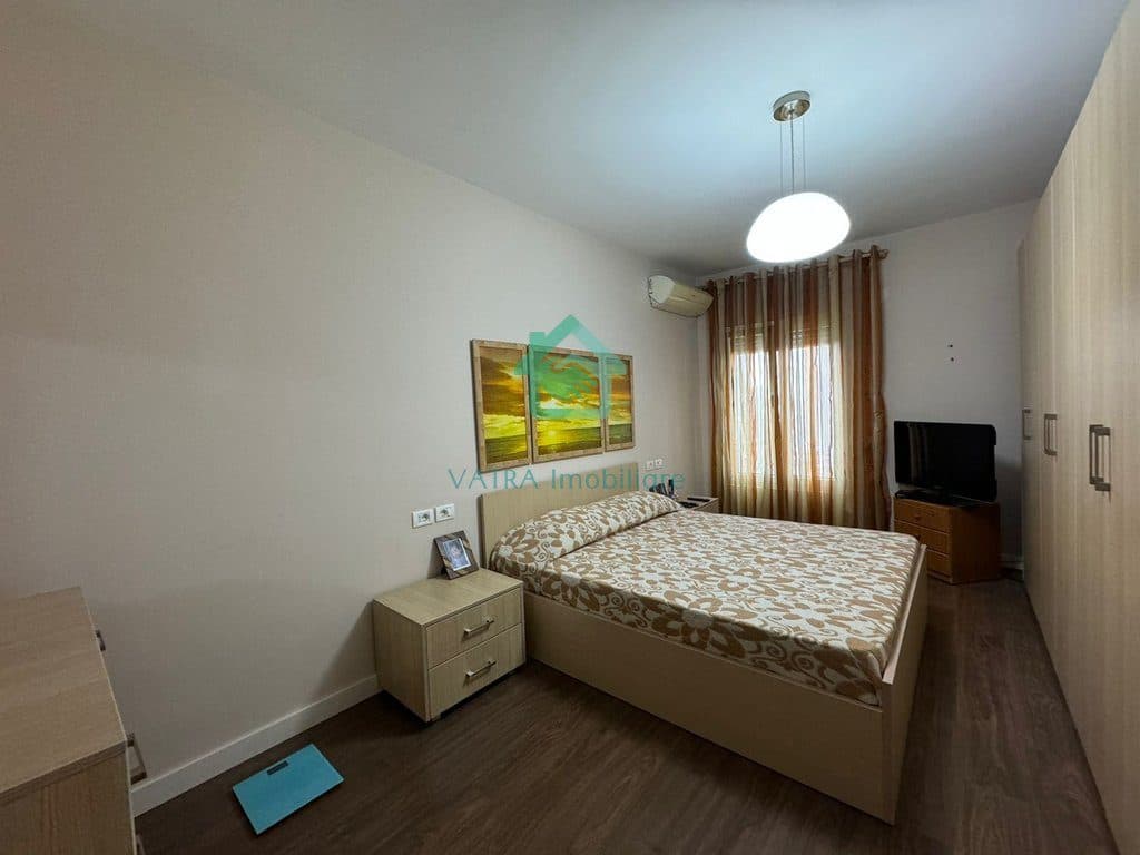 Apartament 2+1+1 Post Parkimi Për Shitje në Shkolla e Bashkuar, Tiranë 3