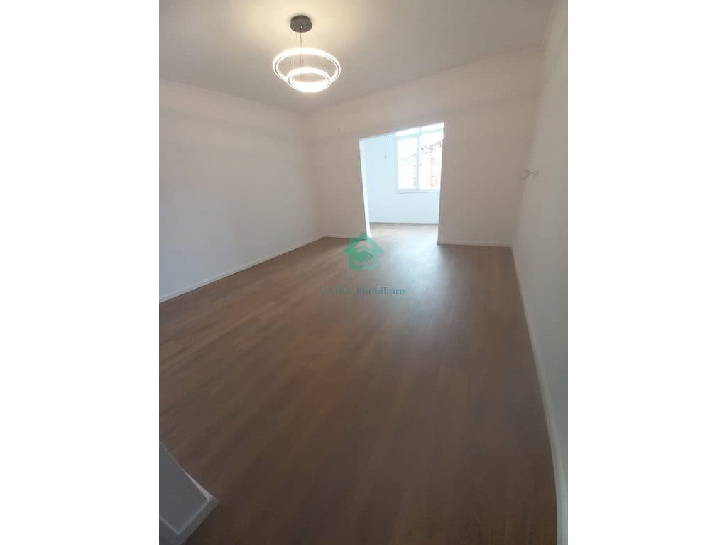 Garsionere Për Shitje në Rrugën Muhamet Gjollesha, Tirana - 78,000€ | 35 m²