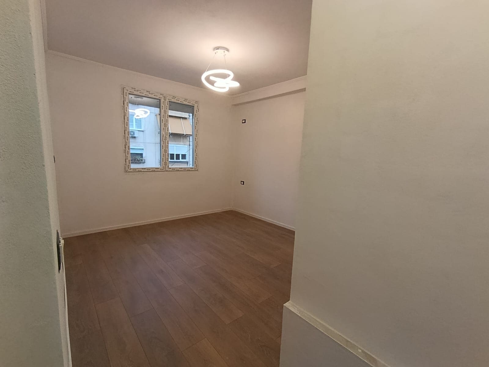 Apartament 1+1 Në Shitje në 21 Dhjetori, Tiranë - 142,000€ | 60 m²