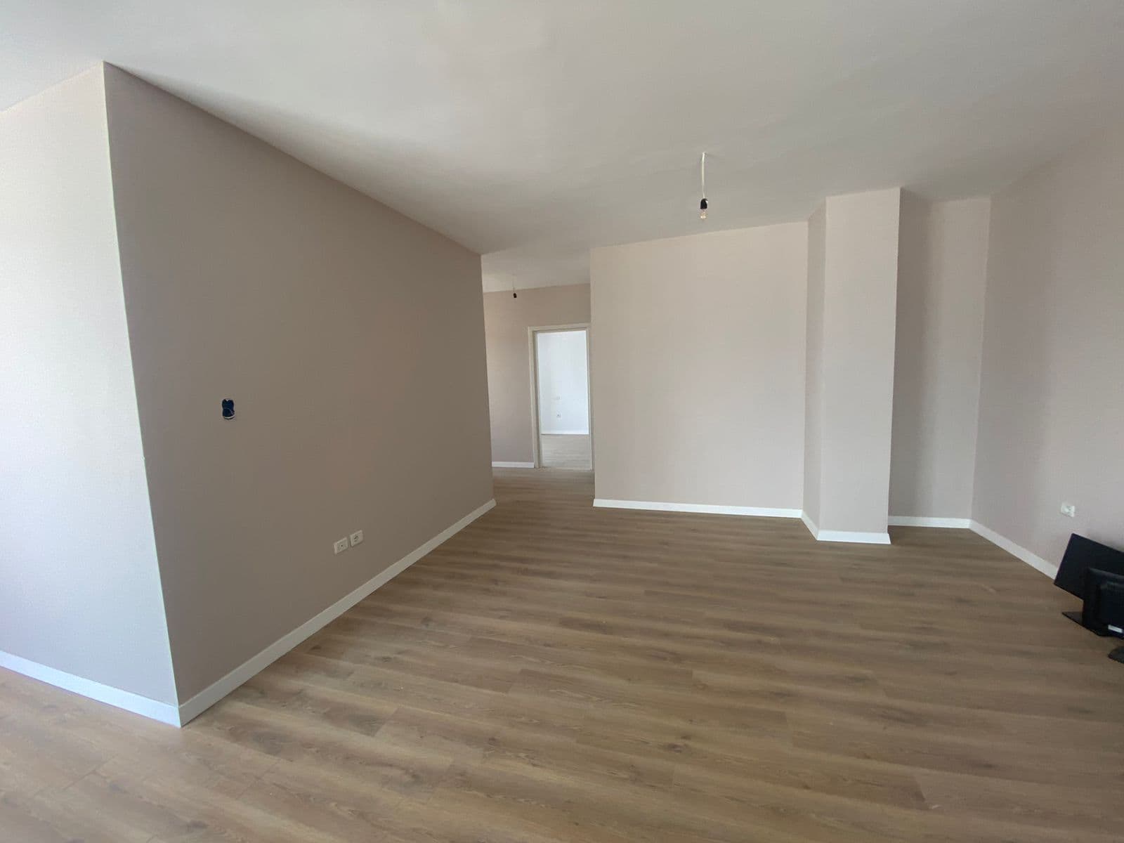 Apartament 2+1+2 + Verand ne shitje te Kompleksi Fratari në Astir, Tiranë - 17.000.000 Lekë| 116 m²