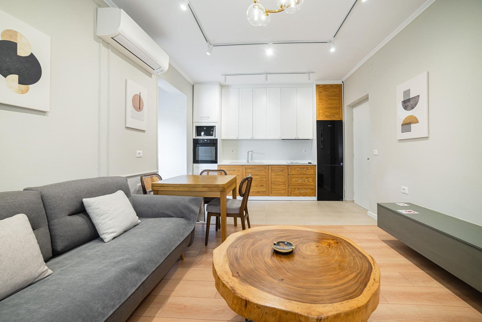Apartament 2+1 Për Shitje në Pazarin e Ri, Tiranë - 220000€ | 70 m² 1