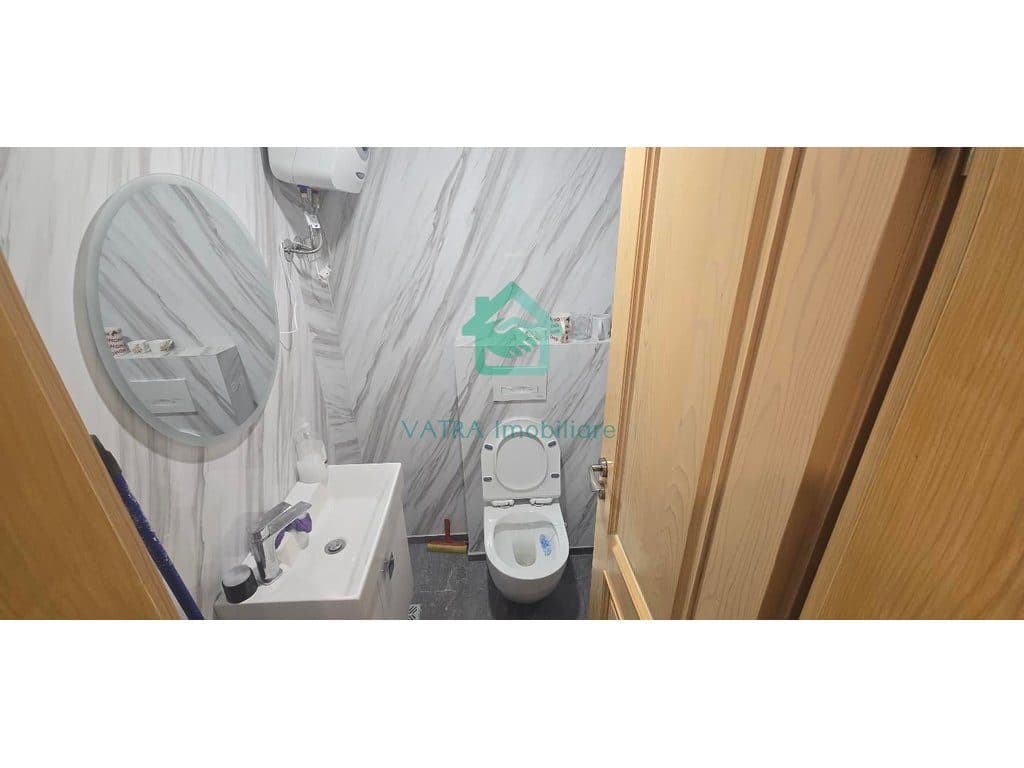 Dyqan duplex i përshtatur për zyrë Për Shitje në Farkë, Tiranë - 55,000€ | 34 m² 4