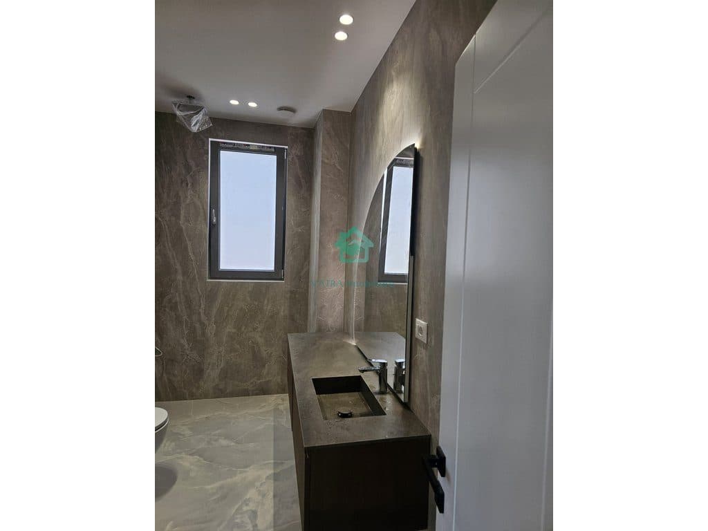 🏡 SUPER APARTAMENT MODERN PËR QERA – LIQENI I THATË 4