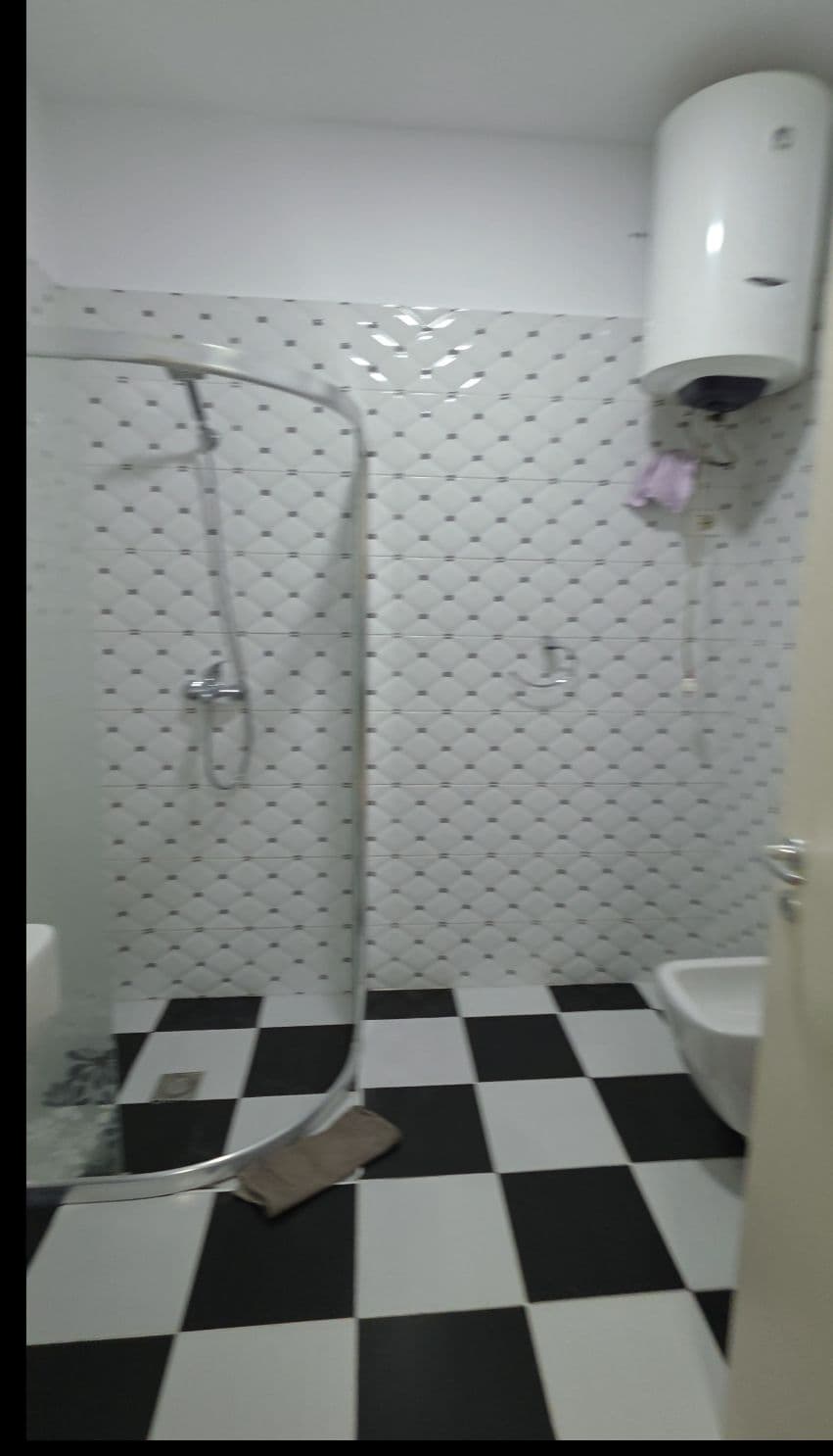 Apartament 1+1 Me Qira Kompleks Vind në Ali Demi, Tiranë - 650€ | 71 m² 3