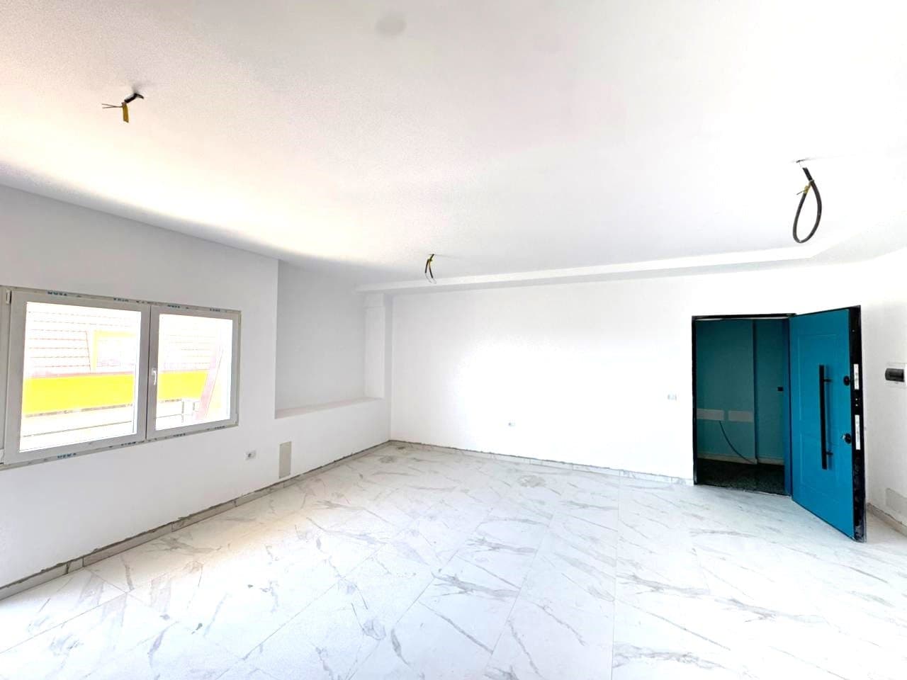 Apartament 2+1 Në Shitje tek LakeLand në Liqenin e Farkës, Tiranë - 160.000€ | 95 m²