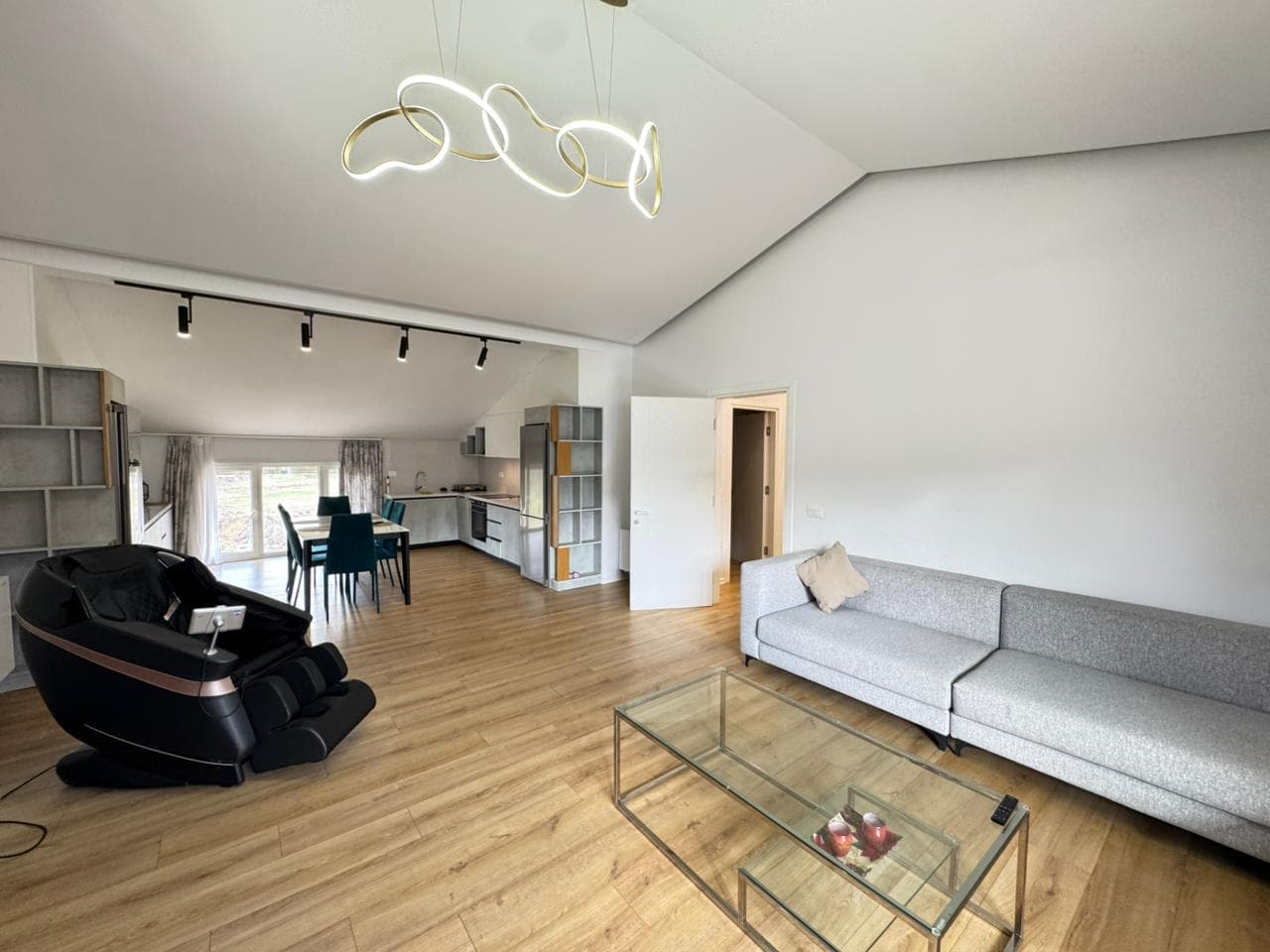 🏡 JEPET ME QERA APARTAMENT PREMIUM – SECRET GARDEN, PRANË TEG 4