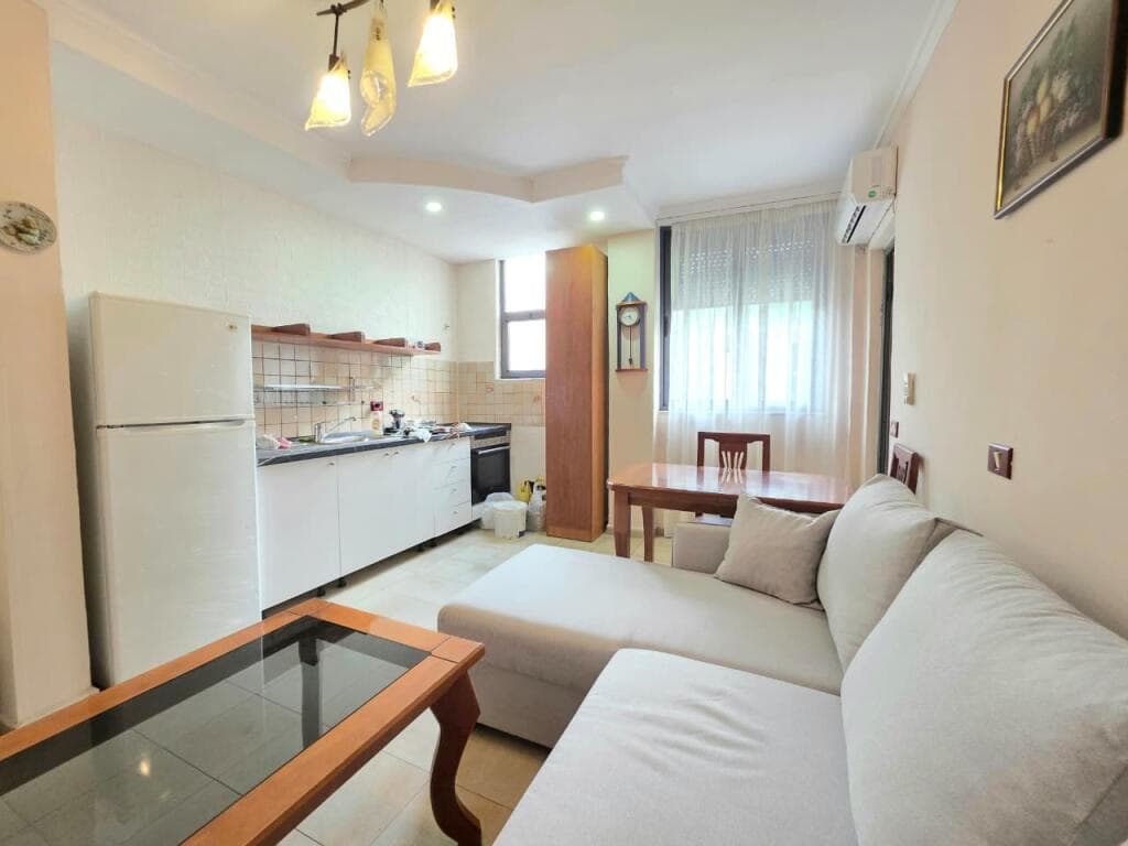 Apartament 1+1 Me Qira në Shkolla e Baletit, Tiranë - 50.000 lek | 60 m² 2