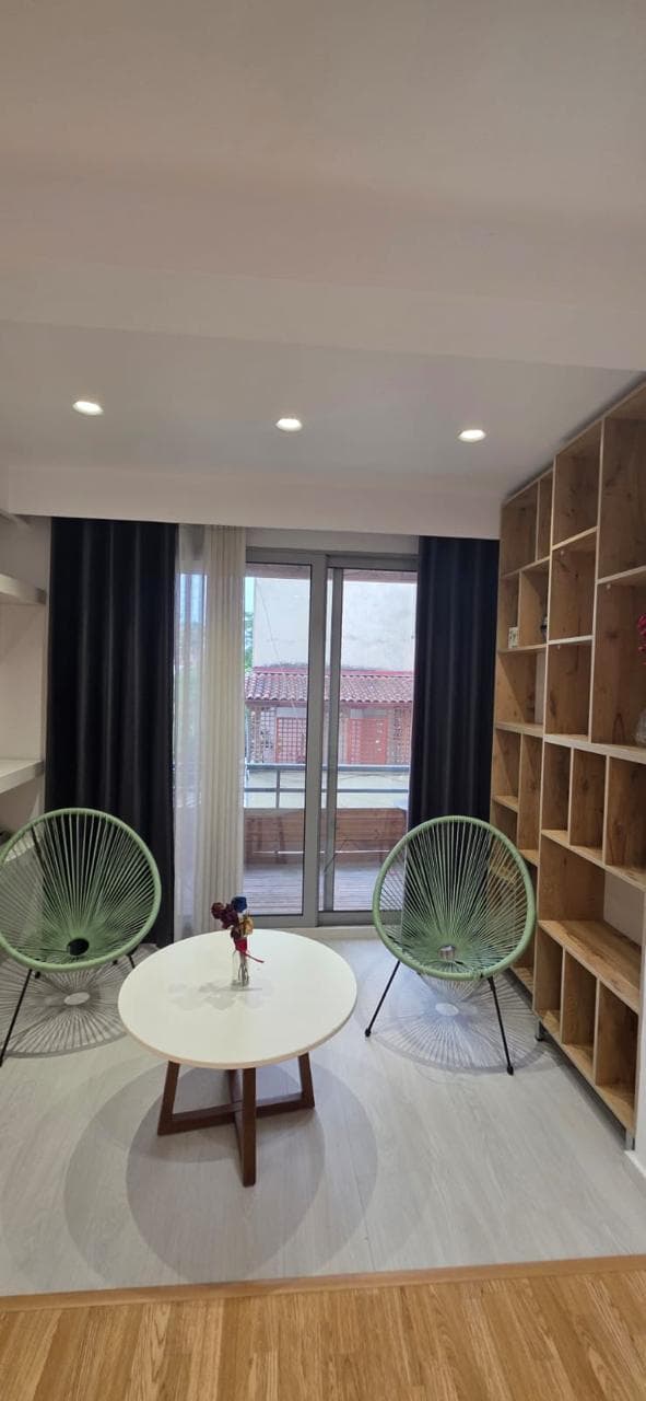 Apartament 1+1 Me Qira tek Eleonora në Kodrën e Diellit, Tiranë – 550€ | 2 kati 2