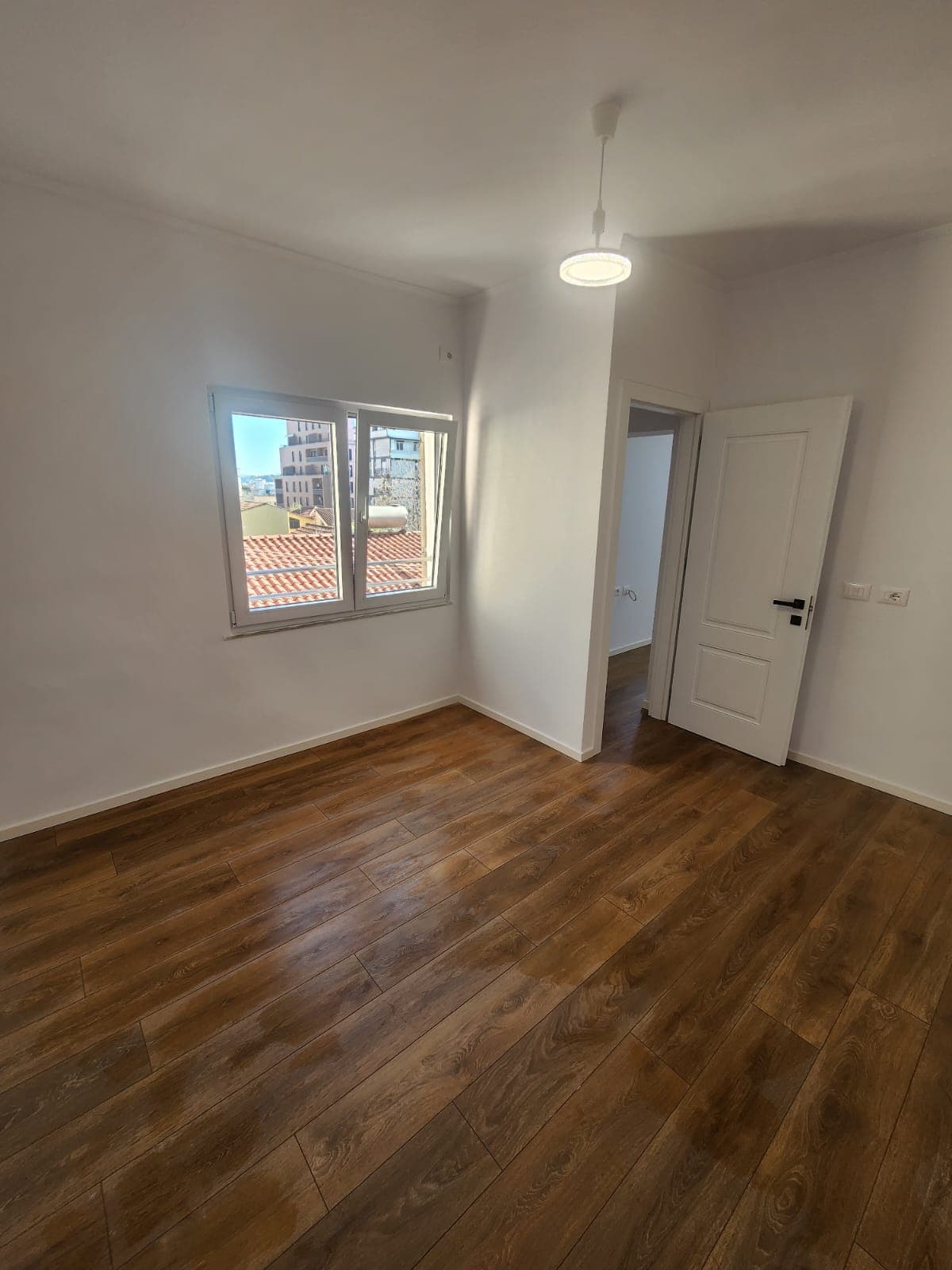 Apartament 1+1 Për Shitje në Shkolla e Kuqe, Tiranë - 122,000€ | 41 m²