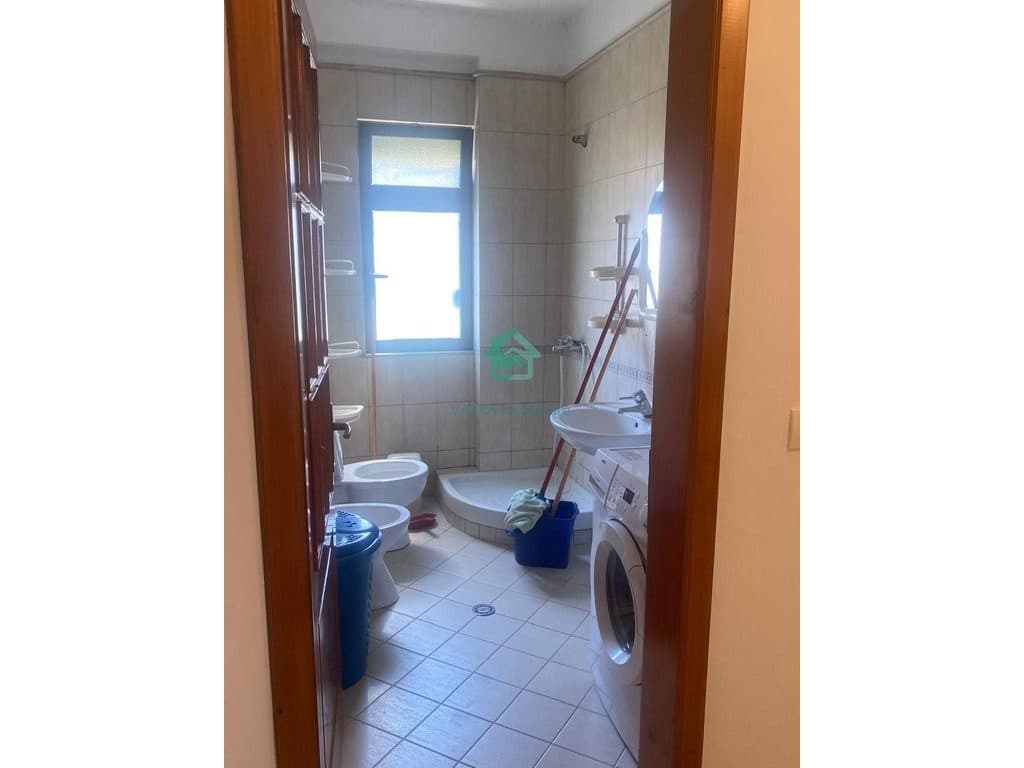 Apartament 1+1 Me Qira në Restorant Durrësi, Tiranë - 50.000 Lekë/muaj 3