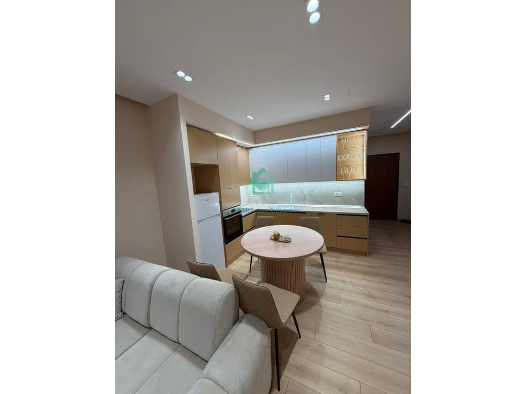 Apartament 2+1 Me Qira në Vizion Plus, Tiranë - 900€ | 94 m² 2