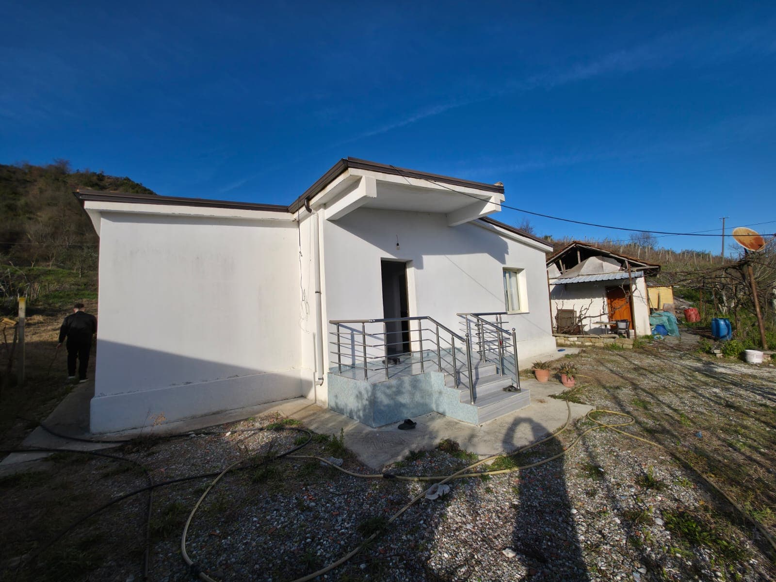 Shtëpi 1+1 Në Shitje në Ndroq, Tiranë - 75,000€ | 100 m²