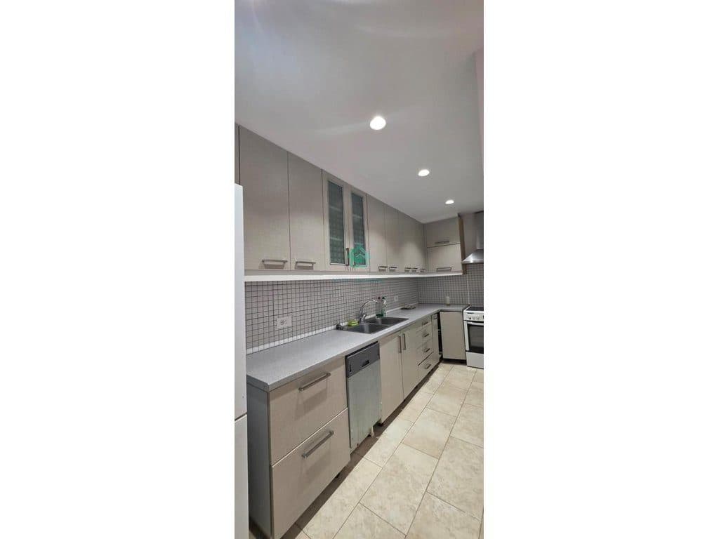 Apartament 1+1 Me Qira tek Eleonora në Kodrën e Diellit, Tiranë – 550€ | 2 kati 3