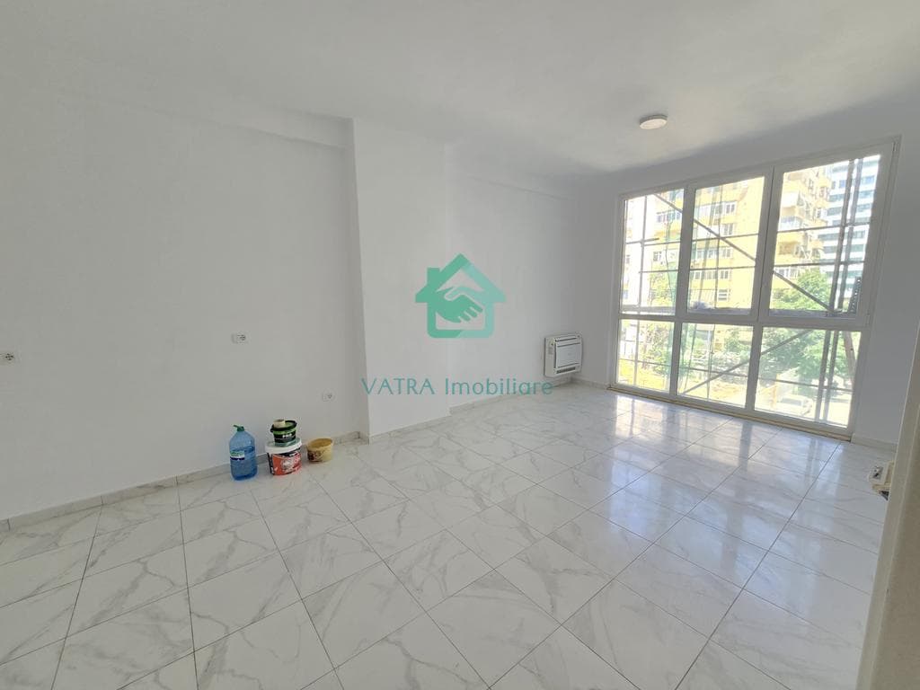 Ambient Biznesi Me Qira tek pranë Rruga e Kavajës, Tiranë - 100.000 lekë/muaj (Neto) | 110 m²