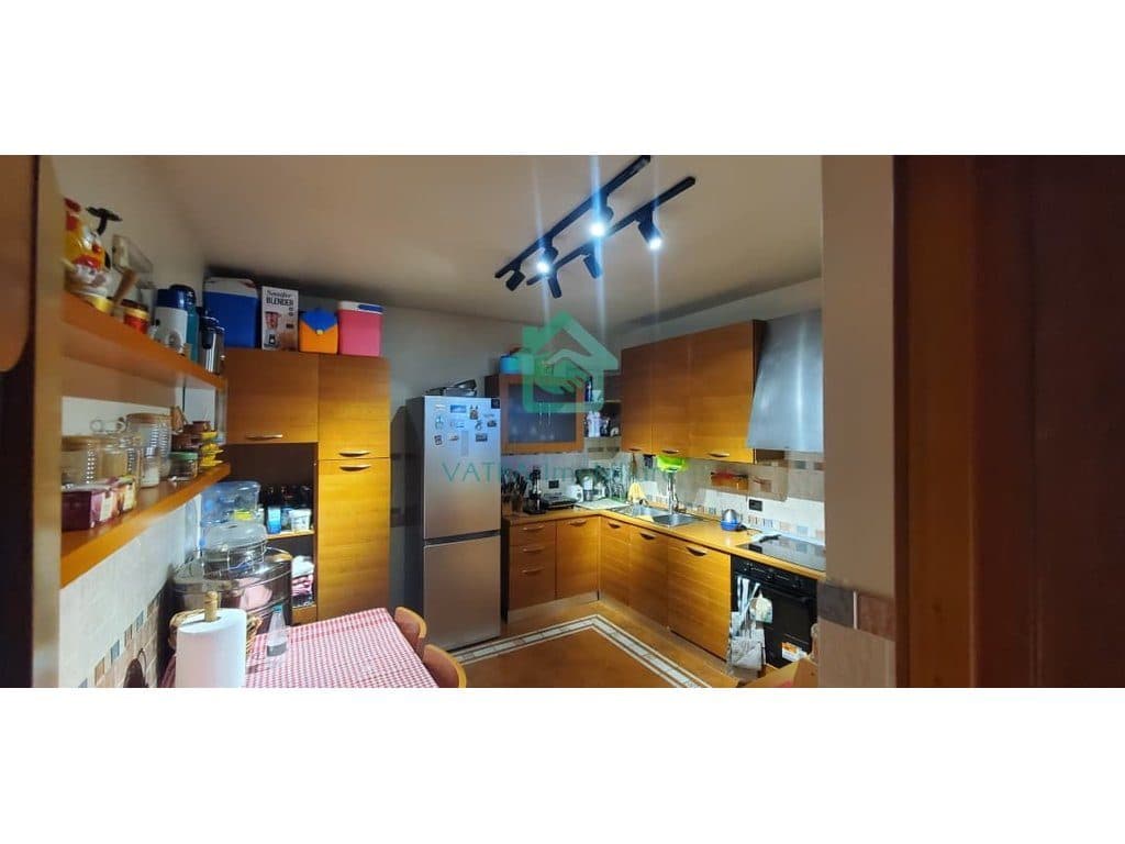 Apartament 2+1+2 Në Shitje në Rruga Fortuzi, Tiranë - 30.000.0000 lekë| 120 m² 2