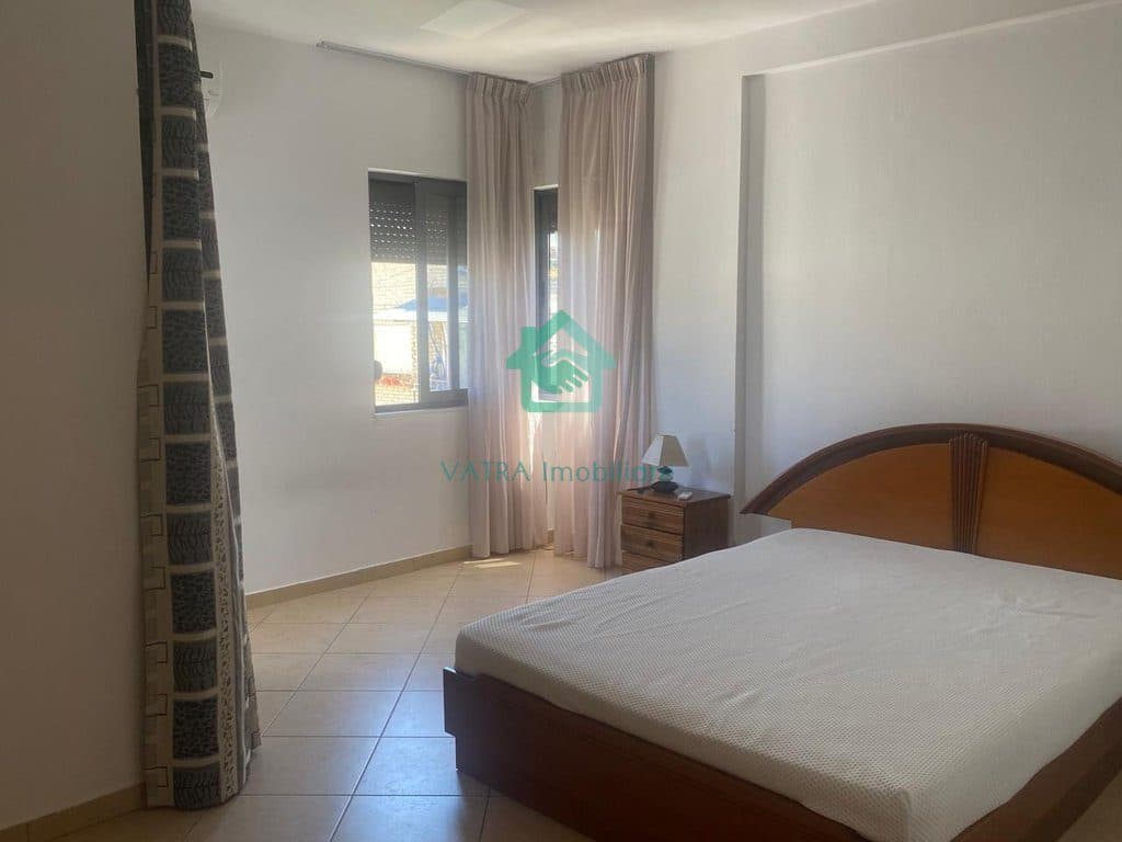 Apartament 1+1 Me Qira në Restorant Durrësi, Tiranë - 50.000 Lekë/muaj 2