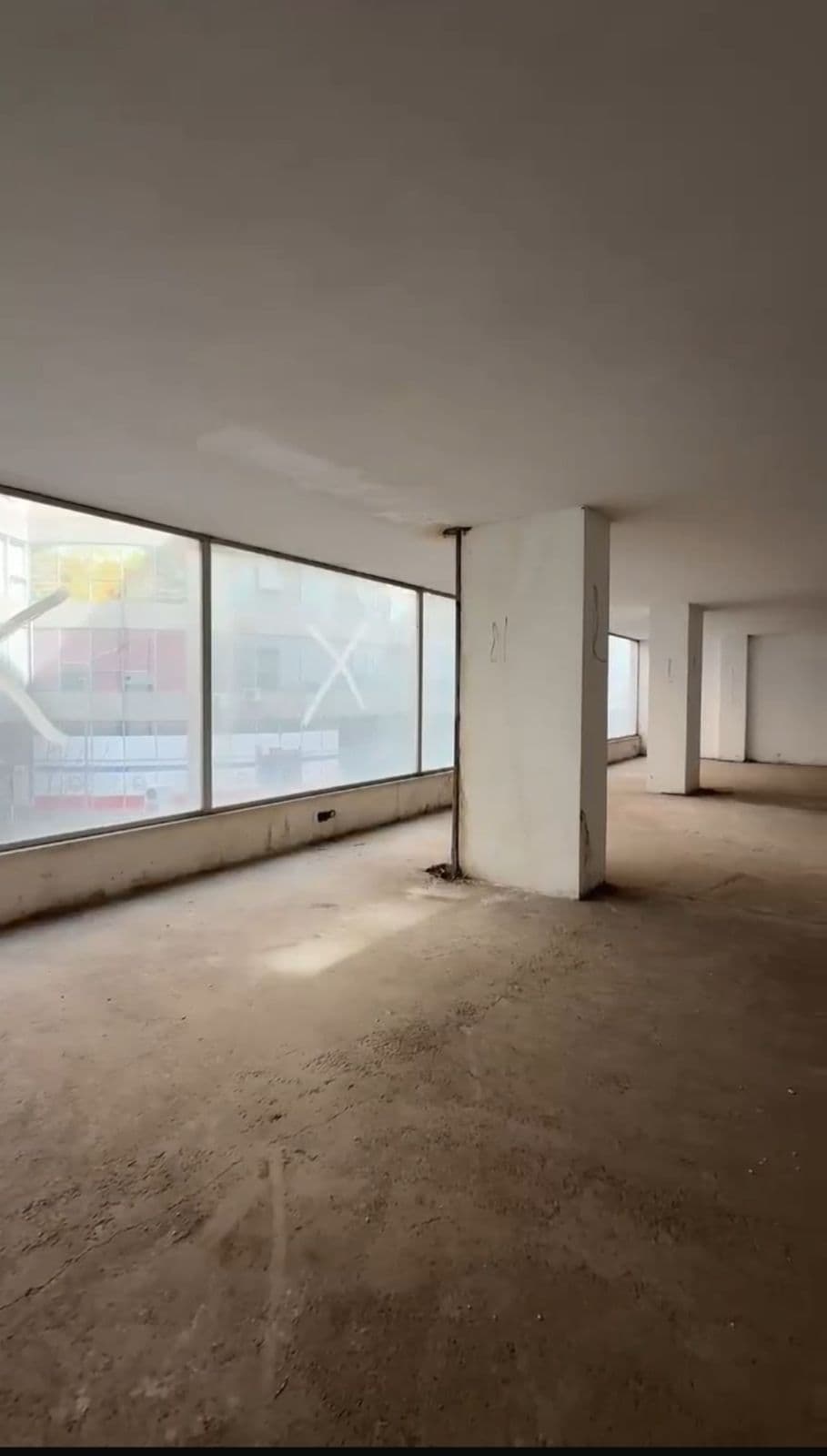 Njësi Biznesi në Shitje në Astir, Tiranë - 684,000€ | 570 m² 2
