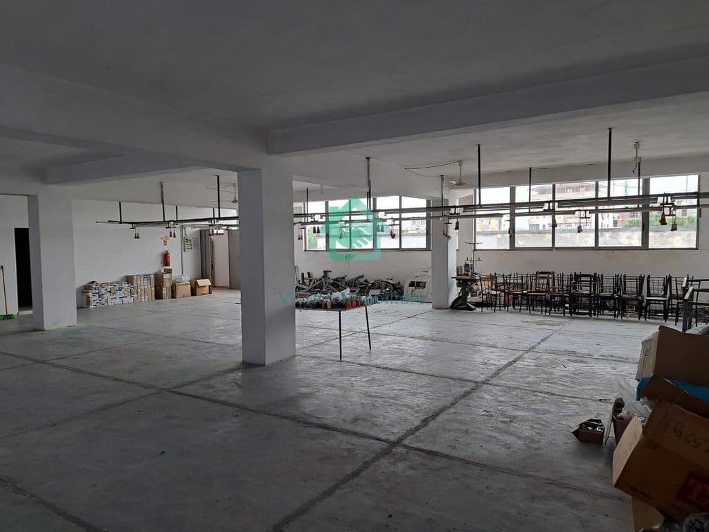 Magazinë 3-katëshe Me Qira në Rruga Siri Kodra, Tiranë - 4500€ | 820 m² 1