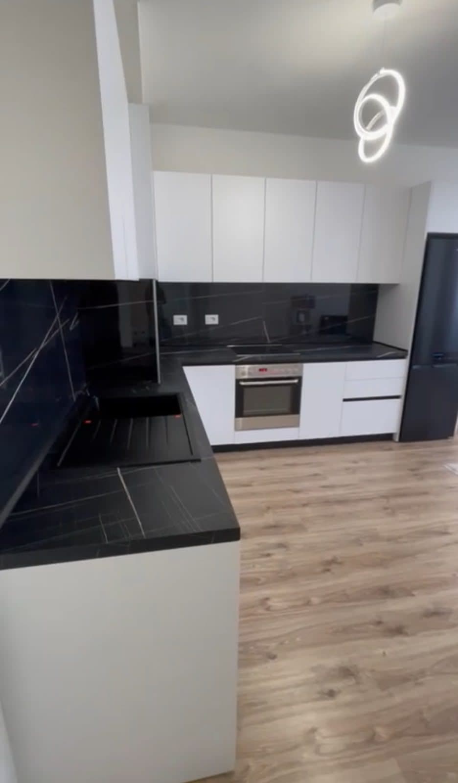 Apartament 2+1 Për Shitje tek Për Shitje Tirana Golden Park 3, Tiranë - 21.000.000 lekë| 82 m² 2
