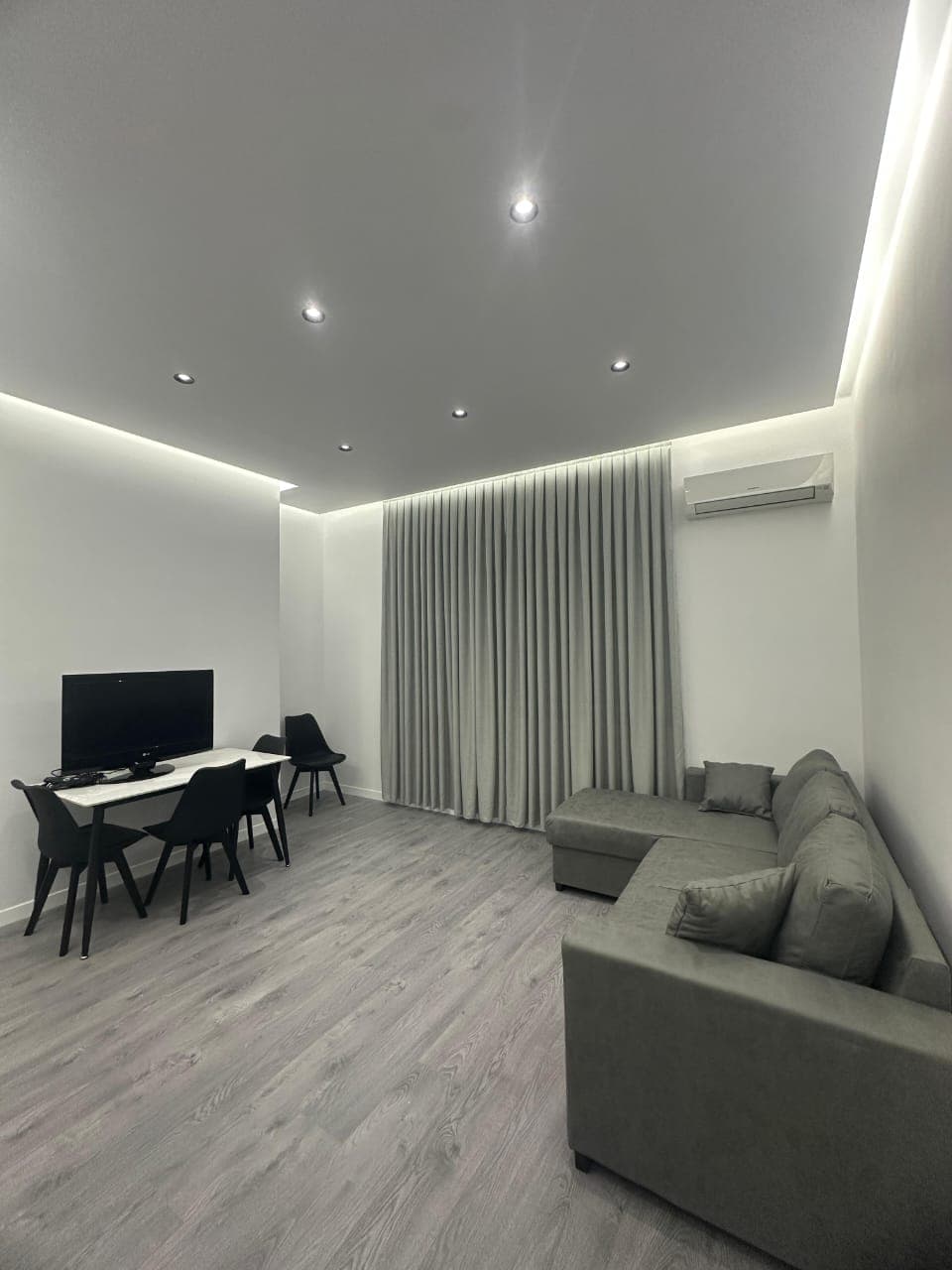 Apartament 1+1 Me Qira tek Stadiumi Arena, Tiranë - 70.000 Lekë/muaj|