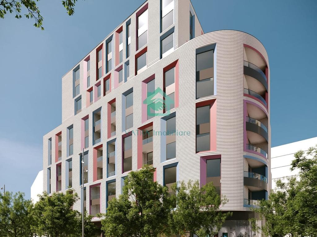 Apartament 1+1 Për Shitje në Komuna e Parisit, Tiranë - 200,000€ 2
