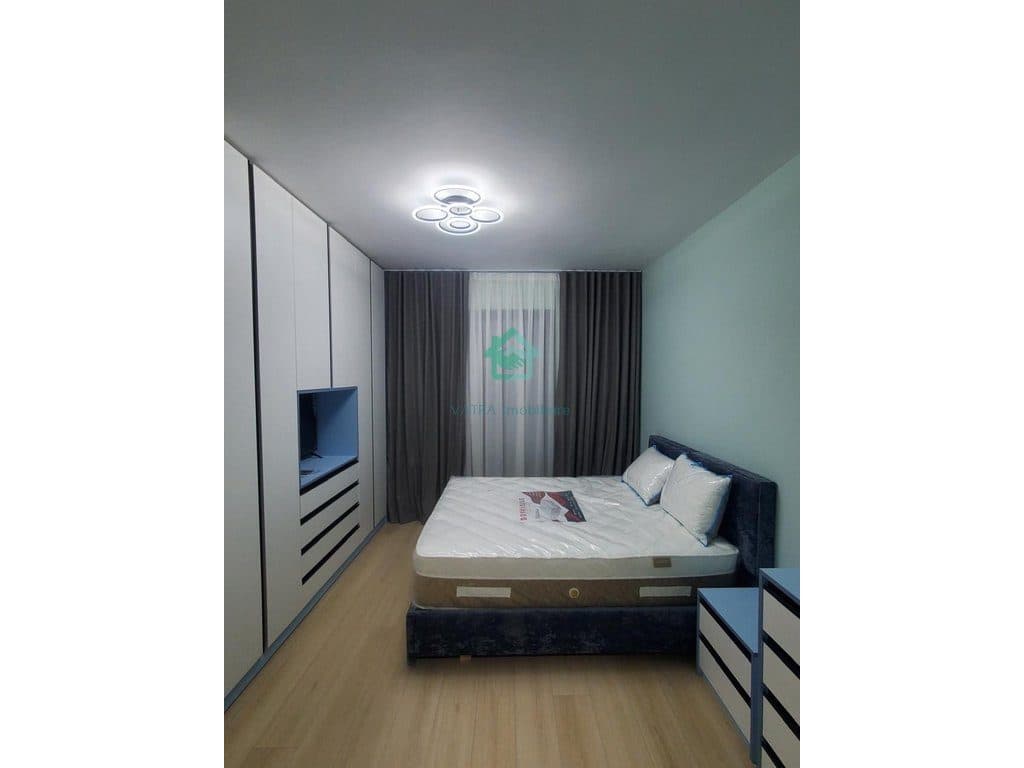 Apartament 2+1+2 + Post parkimi Me Qira në Liqeni i Thatë, Tiranë - 1200€ | 120 m² 2