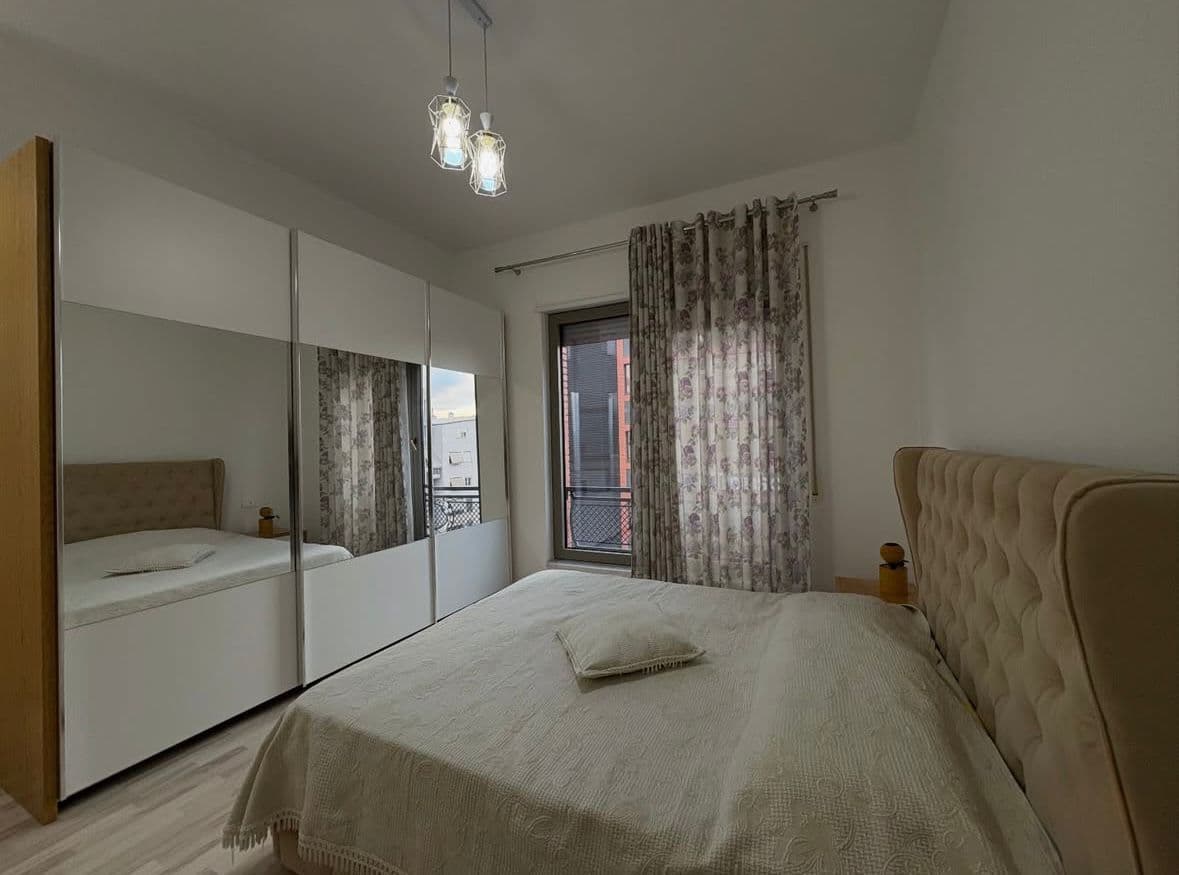 Apartament 2+1+2 Me Qira në Kompleksin Delijorgji, Tiranë – 1200€/muaj 3