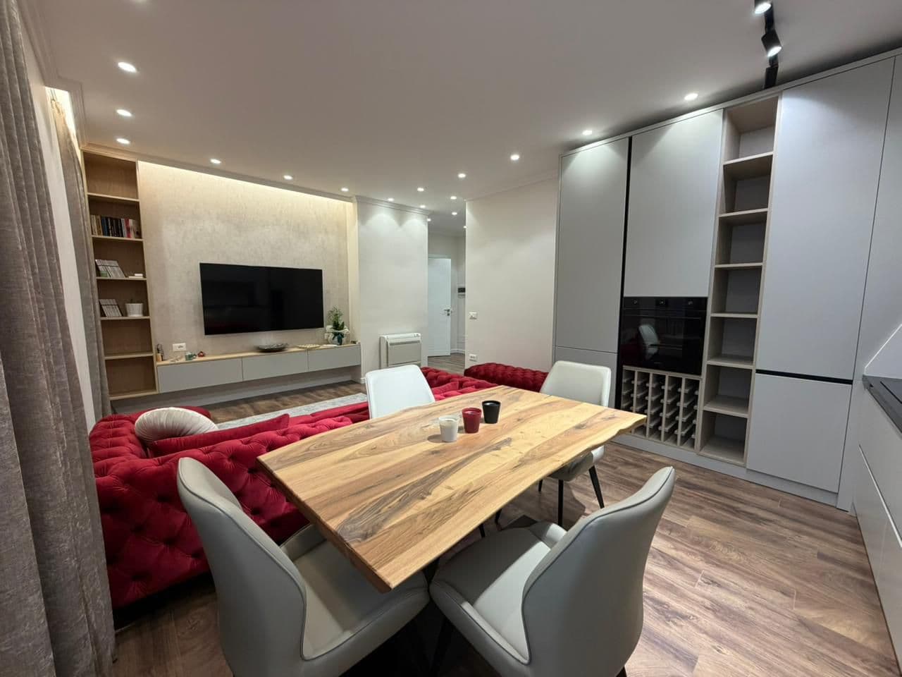 Apartament 1+1 Me Qira në Pazarin e Ri, Tiranë - 800€ | 1+1 3